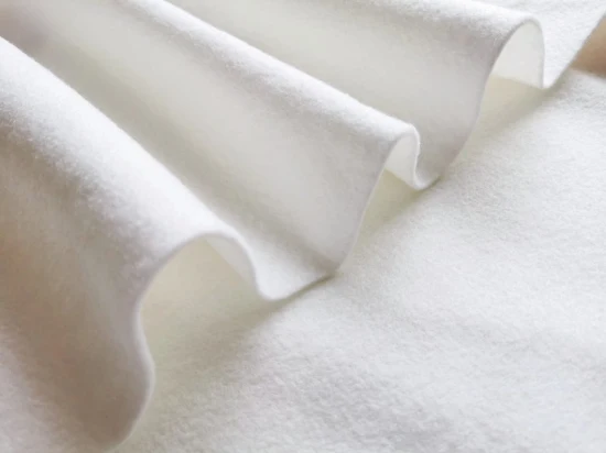 Fr Tessuto di interfodera del materasso non tessuto perforato ago viscoso bianco Pass 1633 Test ignifugo 86/92